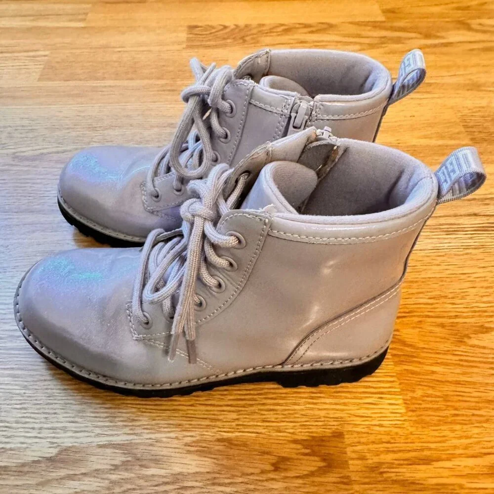 UGG Girl’s Boots in Shimmery Pink Patent Leather - Size 4.